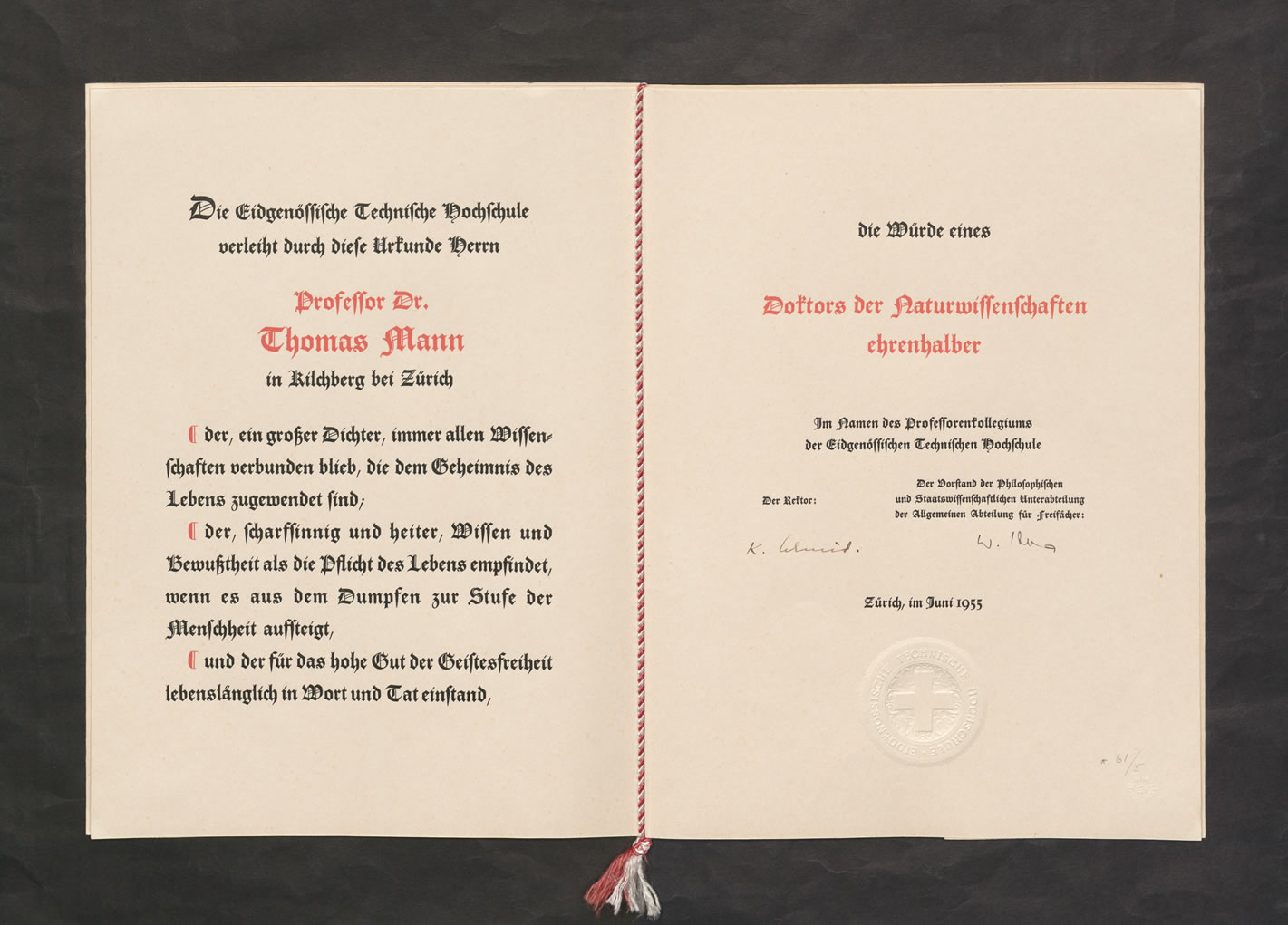 Enlarged view: On part of ETH Zurich, Karl Schmid awarded Thomas Mann an &quot;Honorary Doctorate in Science&quot; to commemorate his eightieth birthday in 1955. Photo: Thomas Mann Archives